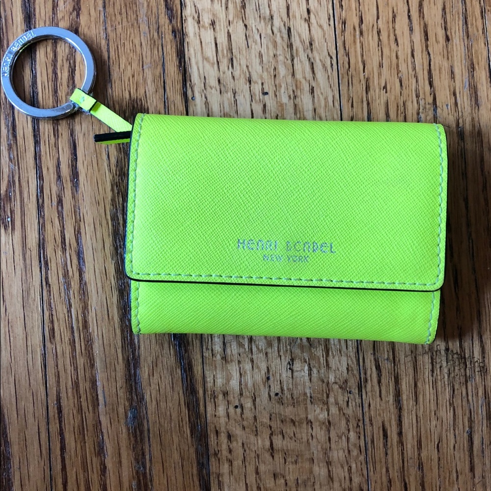HENRI BENDEL KEY/COIN CASE WALLET IN CHARTEUSE